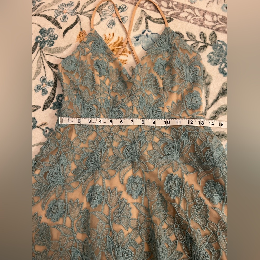 Forever 21 Blue Floral Lace Dress - Picture 6 of 9